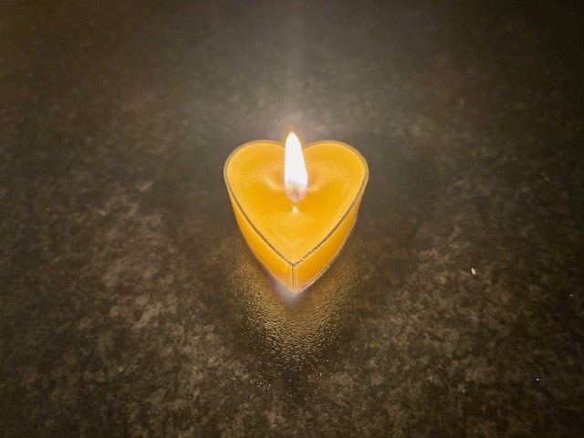 100% Real Raw Pure Organic Beeswax Transparent Heart Tea-lights x 100No.