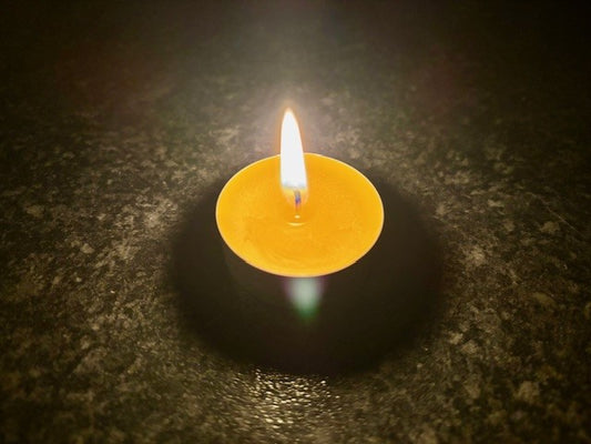 100% Real Raw Pure Organic Beeswax Aluminium Circle Tea-lights x 50No.